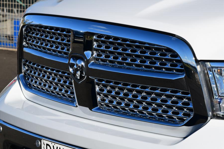 Детали экстерьера Ram 1500 Laramie Crew Cab (DS) 2018 года  (AU) (фото 43 из 52)